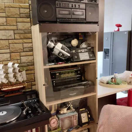 아파트 - Pieria *